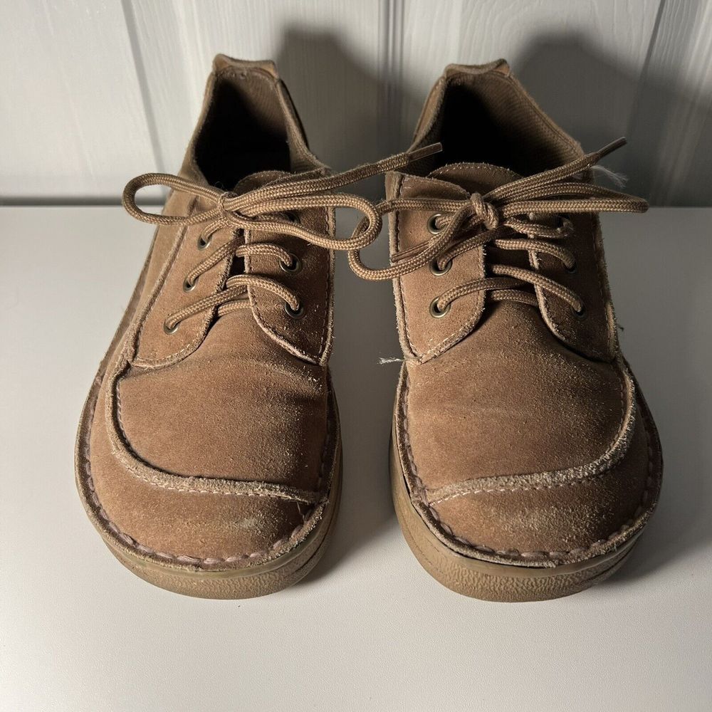 American Eagle Outfitter Tan Leather Slip On Shoes Women Size 8